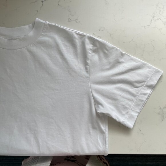 Uniqlo AIRism Unisex SS Crew Neck Boxy Cut Cotton Poly Blend Tee White Sz M - Picture 7 of 12